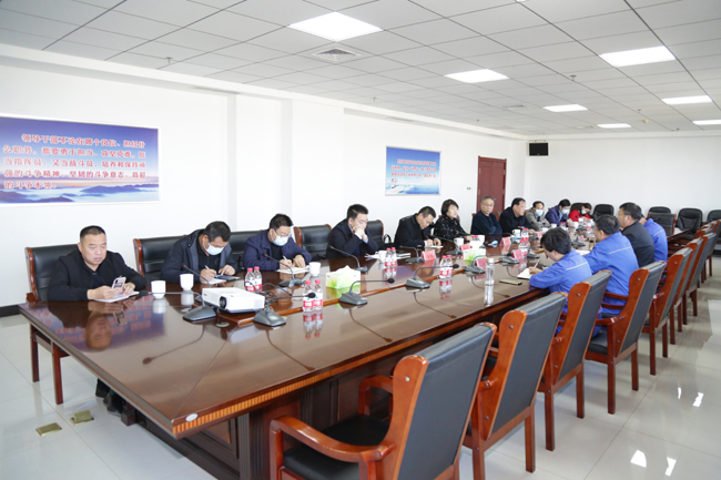洛陽市“萬人助萬企”活動(dòng)工作組人大常委會(huì)副主任雷雪芹一行到萬基控股集團(tuán)調(diào)研指導(dǎo)工作