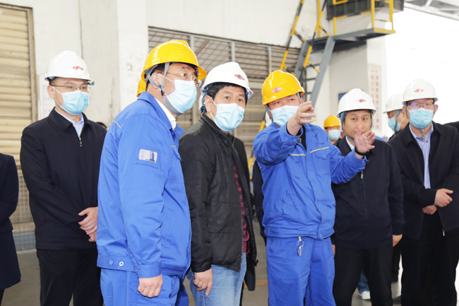 洛陽市委常委、常務(wù)副市長孫延文到萬基調(diào)研指導(dǎo)工作