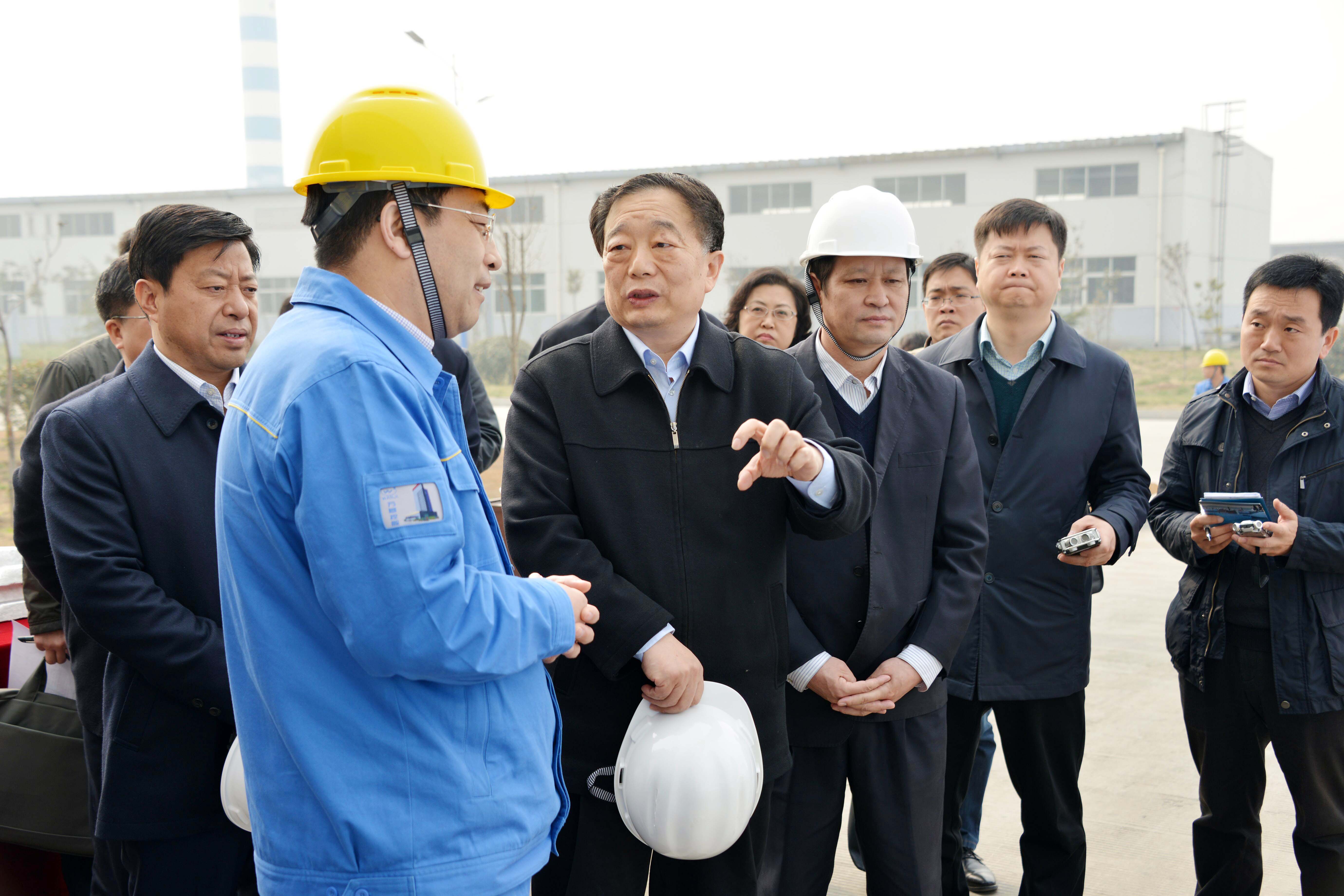 副省長(zhǎng)、市委書記李亞到萬(wàn)基控股集團(tuán)調(diào)研